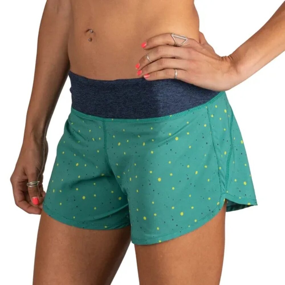 Rabbit 4" Women's Hopper Shorts in Green Size Medium
